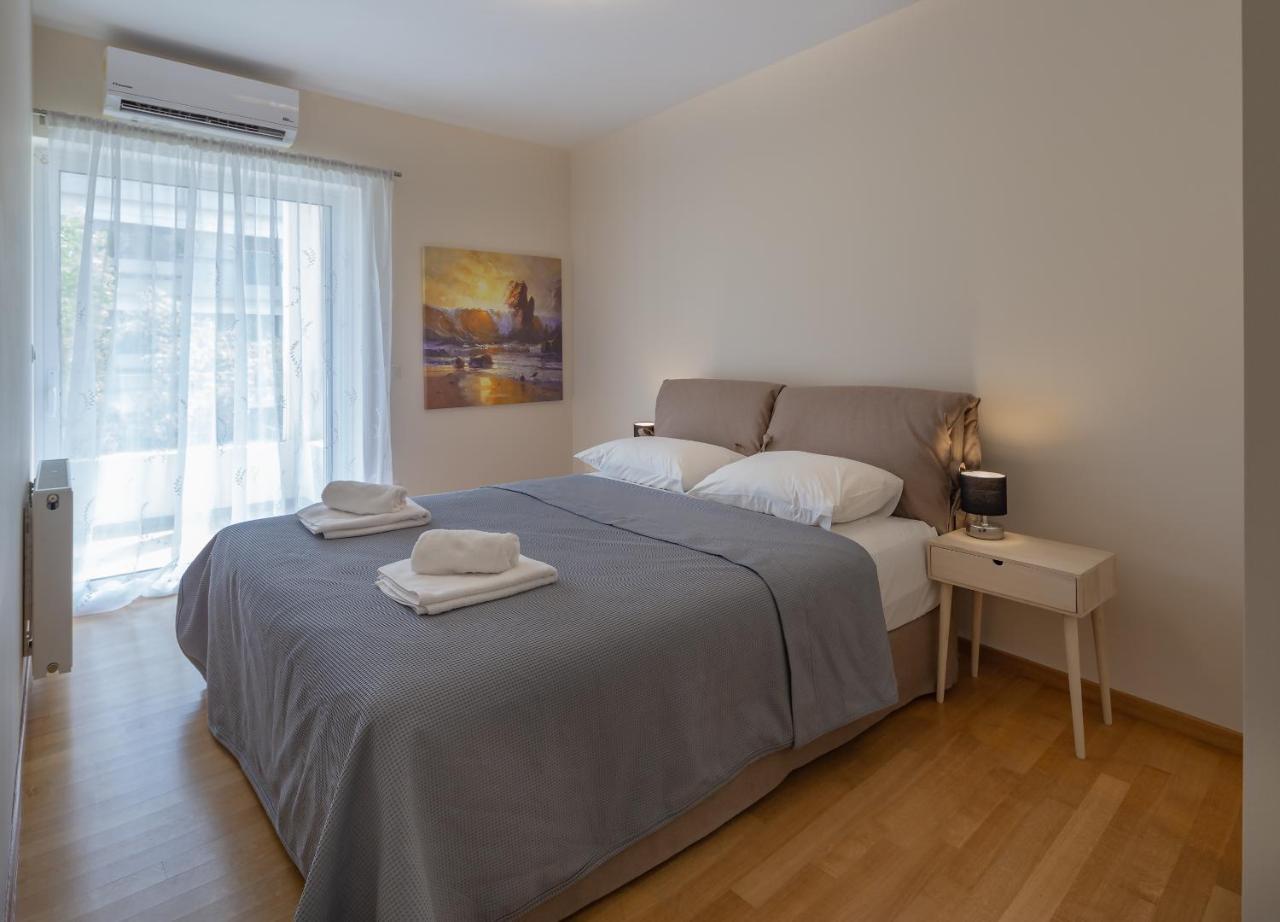 Sagittarius - Faliro Sea Side Apartment Athen Eksteriør billede